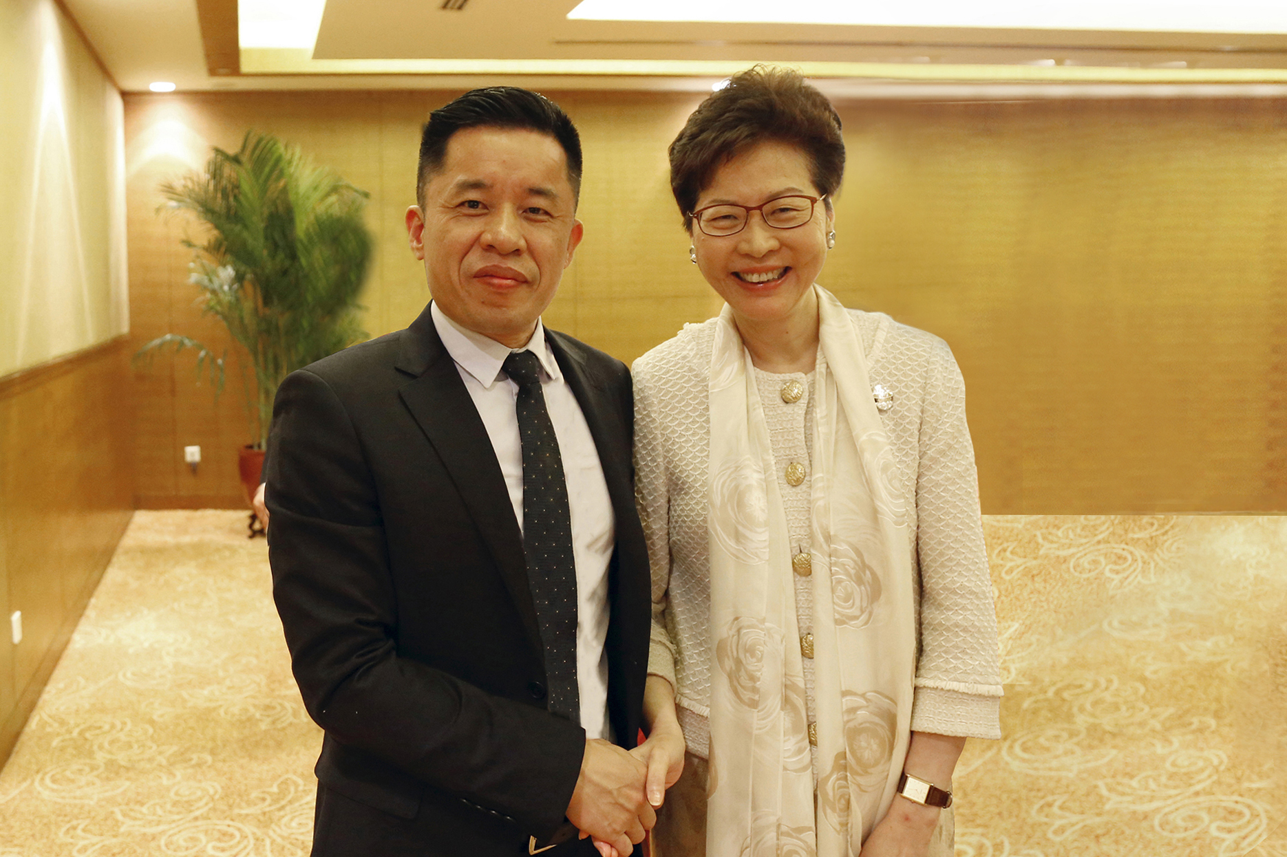 香港女特首林郑月娥.jpg