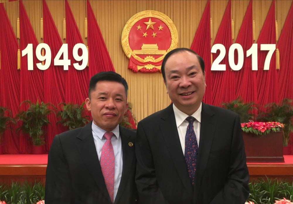 黄坤明_1.jpg