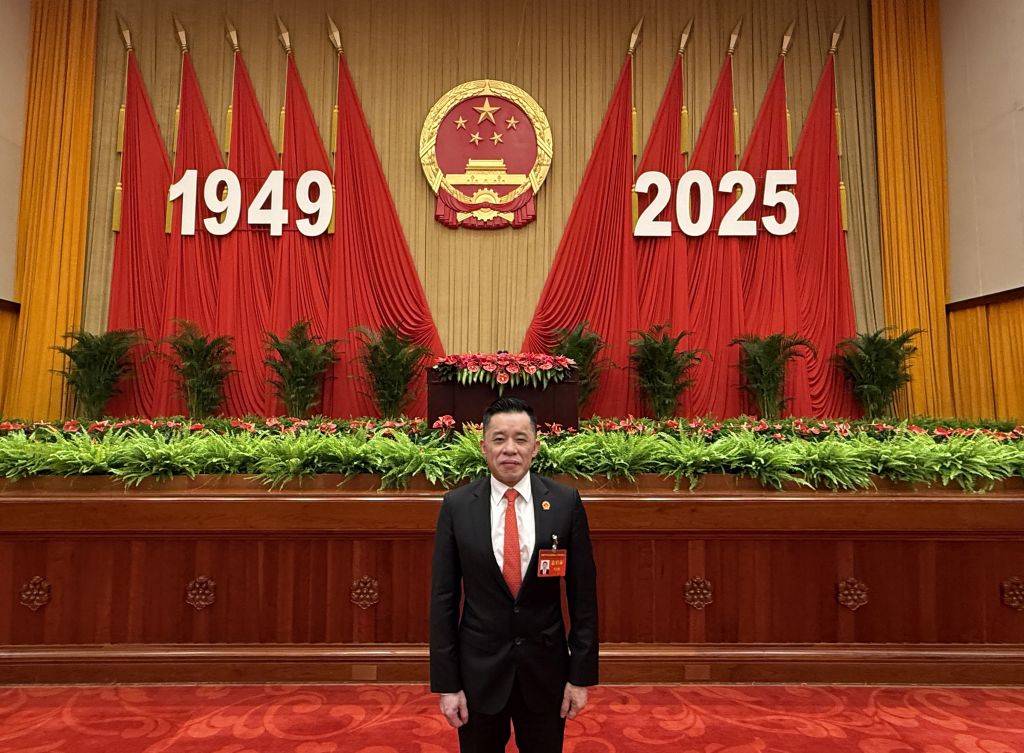 2025国庆_1.jpg